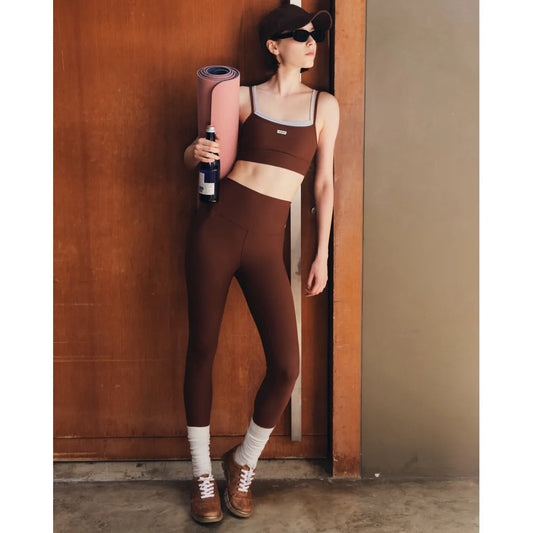 Hailey Vol.2 Legging (on model)